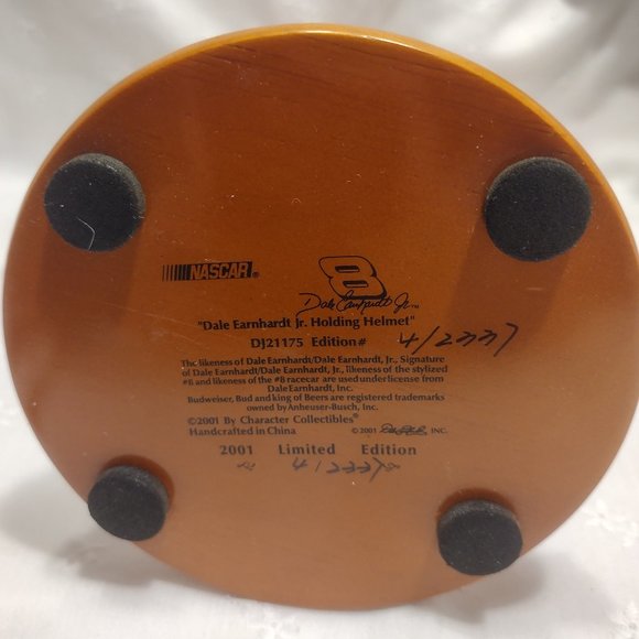 Character Collectibles || 8 Dale Earnhardt Jr - Picture 10 of 11